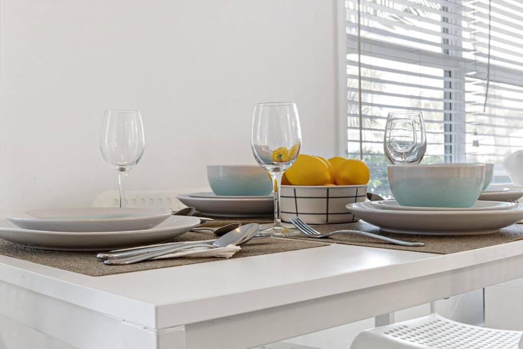 פורט לודרדייל Las Olas Blvd Exclusive Apt With Waterview מראה חיצוני תמונה