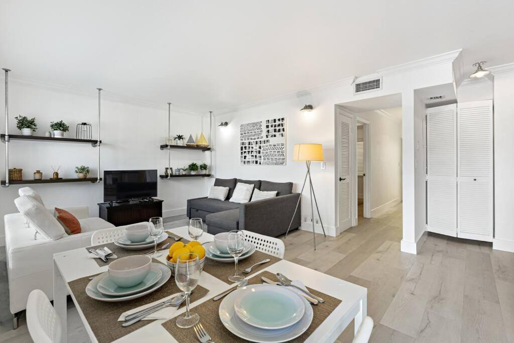 פורט לודרדייל Las Olas Blvd Exclusive Apt With Waterview מראה חיצוני תמונה